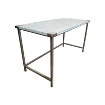 Table de travail en inox