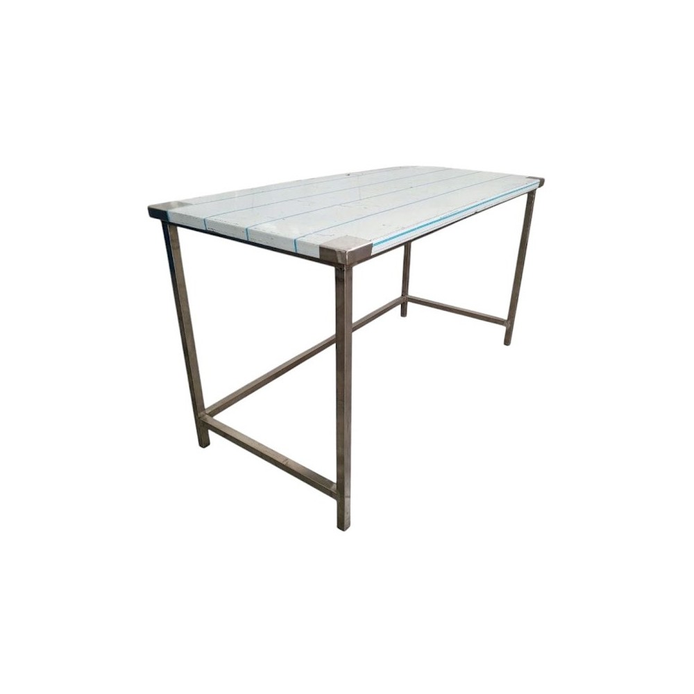 Table de travail en inox Table de travail en inox