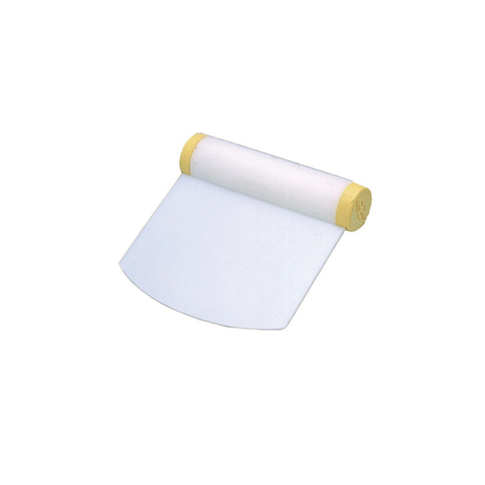 Coupe-pâte rond tout plastique 11cm