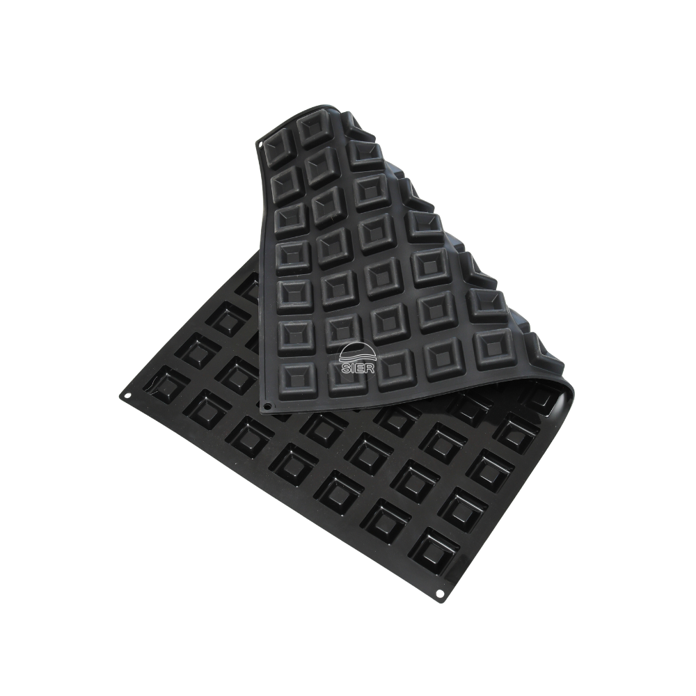 Moule silicone pavoflex 77 mini savarins carrés dimension 38x38 hauteur 13.5mm plaque 60x40 Moule silicone pavoflex 77 mini savarins carrés dimension 38x38 hauteur 13.5mm plaque 60x40