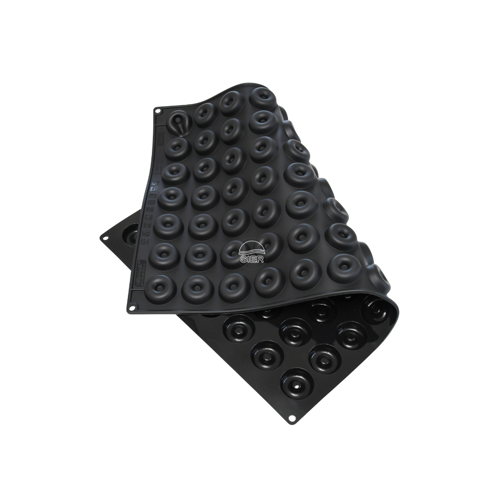 Moule silicone mini savarins 77 empreintes diamètre 41 hauteur 12mm 12ml plaque 60x40cm Moule silicone mini savarins 77 empreintes diamètre 41 hauteur 12mm 12ml plaque 60x40cm