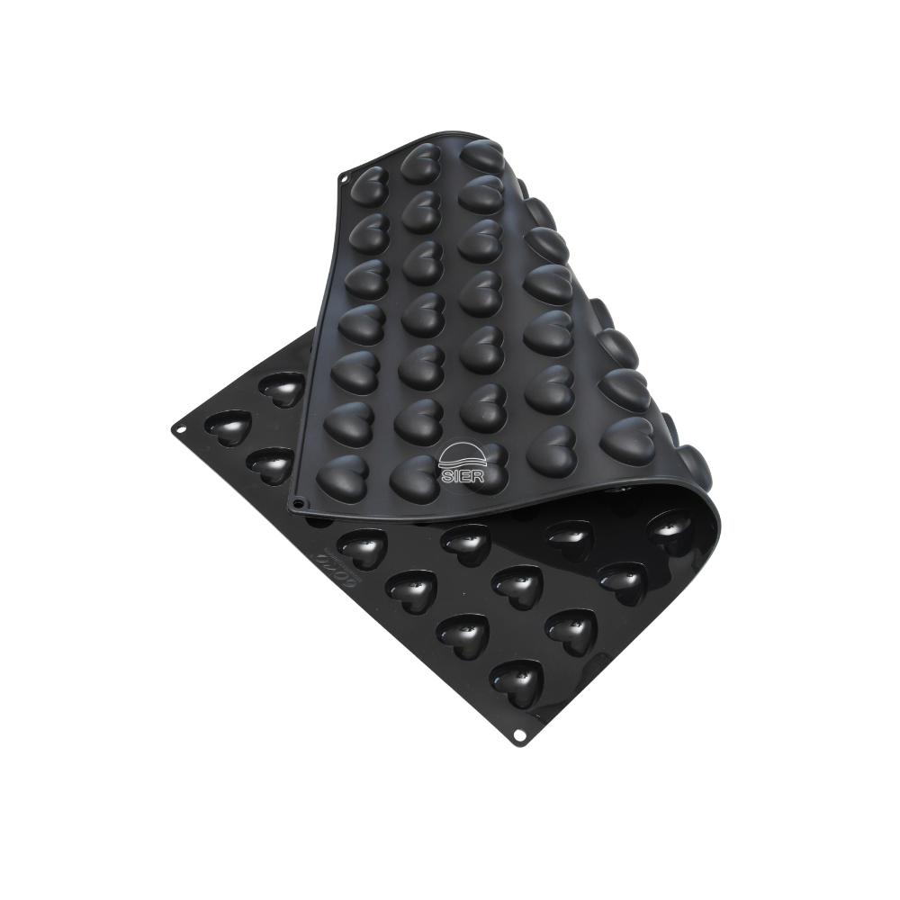 Moule silicone mini cœurs 70 empreintes dimension 36x39 hauteur 16mm plaque 60x40cm Moule silicone mini cœurs 70 empreintes dimension 36x39 hauteur 16mm plaque 60x40cm
