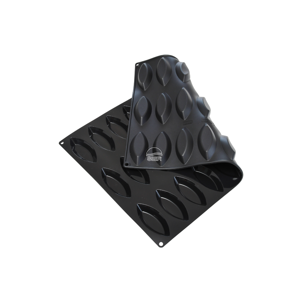 Moule silicone barquettes 30 empreintes dimension 105x45 hauteur 15mm dimension plaque 60x40cm Moule silicone barquettes 30 empreintes dimension 105x45 hauteur 15mm dimension plaque 60x40cm