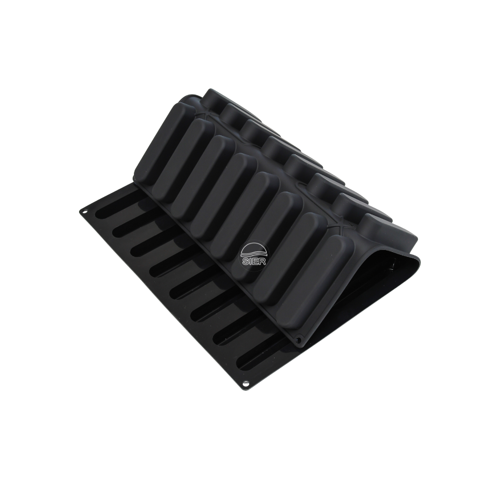 Moule silicone 32 fashion cakes dimension 130x25 hauteur 25mm dimension plaque 60x40 Moule silicone 32 fashion cakes dimension 130x25 hauteur 25mm dimension plaque 60x40